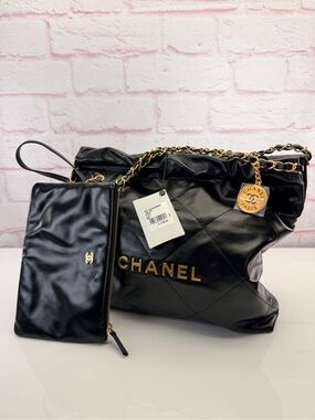 Chanel NWT 22 Shiny Black Quilted Calfskin Leather Hobo Bag with Pouch